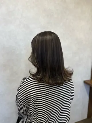 ミディアム カラー Salon de QualiaRUNAのヘアスタイル