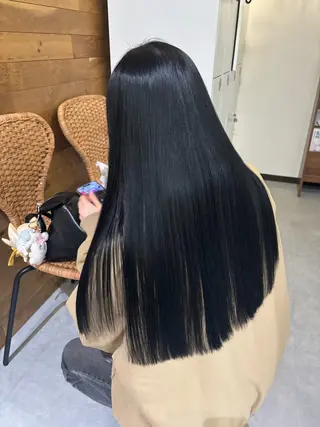 ロング カラー 高梨 菜々のヘアスタイル