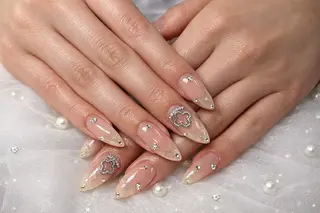 ネイル ロングネイル長さ出し 専門Spade Qのネイルデザイン