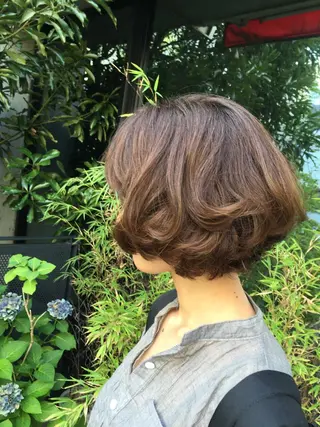 ショート カラー デジタルパーマ💫/ 似合わせカット✂️のヘアスタイル