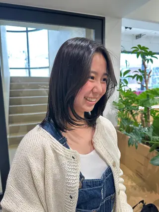 ミディアム 切りっぱなし/髪質 改善矯正/さやか🫧のヘアスタイル