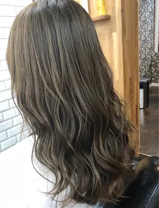 ロング 橋本 敬介のヘアスタイル