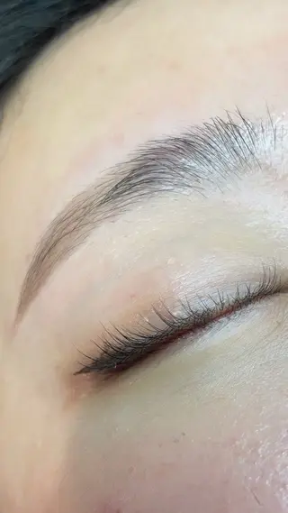 アイブロウ ALL by One' Nessのマツエク・マツパデザイン