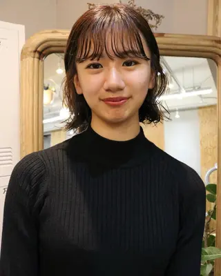 ショート カラー パーマ 松村 澪里のヘアスタイル