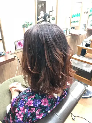 ミディアム カラー 澤田 拓己のヘアスタイル