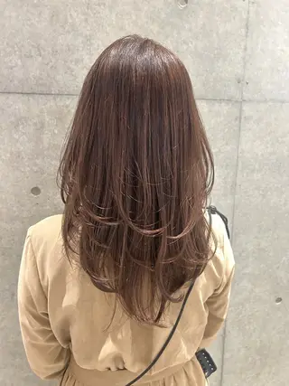 ロング 南 菜花のヘアスタイル