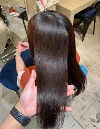 ロング 必ず笑顔で帰っていた だきます！安田祐貴のヘアスタイル