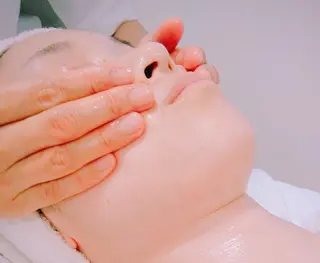 La.saras （ﾗ.ｻﾗｽ）のエステ・リラクイメージ