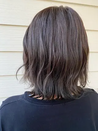 カラー 村岡 未悠のヘアスタイル