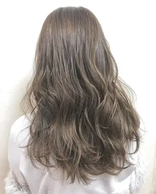 セミロング カラー &グループ代表取締役 KOHEIのヘアスタイル