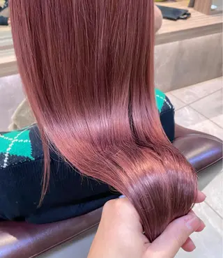 セミロング カラー 川越 輝梨奈のヘアスタイル