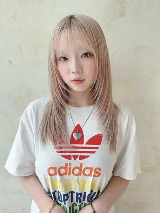 セミロング ⭐️ハイトーン/ 骨格カット🍏ころあのヘアスタイル