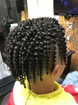 ショート パーマ メンズ 東風上 亮介のヘアスタイル