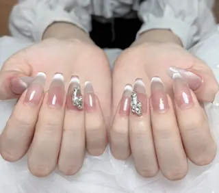 ネイル Bél Nail salonのネイルデザイン