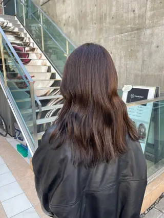 セミロング 朝5分でキマる艶髪 ／ヤマダのヘアスタイル