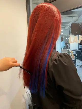 ロング カラー ブリーチ縮毛矯正 LAFFYuiのヘアスタイル