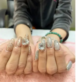 ネイル ＧＬAD グラットのネイルデザイン