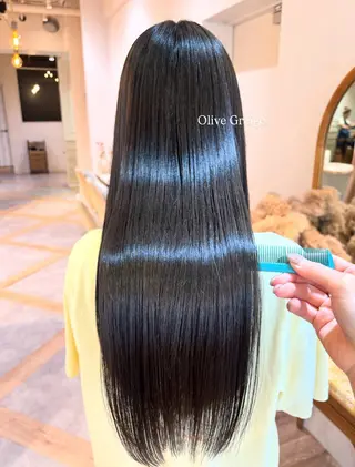 ロング Ruchika .のヘアスタイル