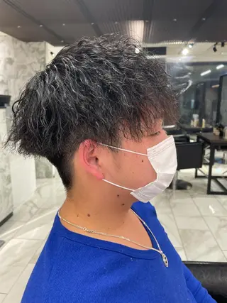 メンズ 大阪美容師 井上智博のヘアスタイル