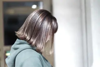 ミディアム くわやま まさきのヘアスタイル