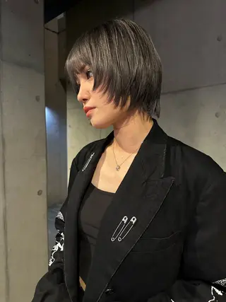 ショート カラー 似合わせウルフ/ レイヤー/山本祐輔のヘアスタイル