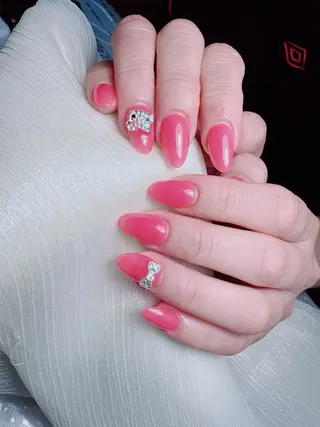 ネイル ユーシーネイルサロン 池田公園店のネイルデザイン