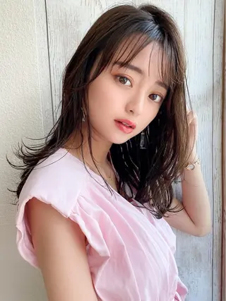 セミロング カラー ☺︎ Naomiのヘアスタイル