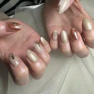 ネイル 里見 麗のネイルデザイン