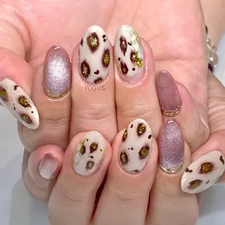 ネイル VOGUE ×SWANのネイルデザイン