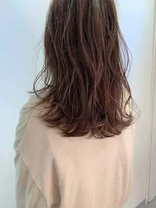 セミロング 福山 晴香のヘアスタイル