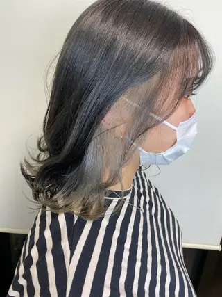 ショート ブリーチカラー🫧 森　凪沙のヘアスタイル