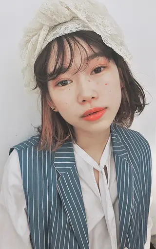 ショート カラー 💓パーマ，💗 レイヤーカットのヘアスタイル
