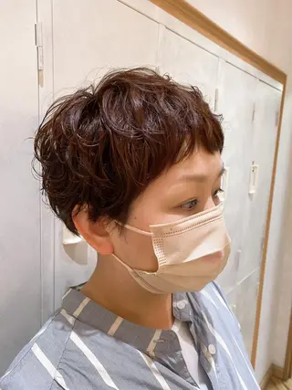 ショート カラー パーマ くびれミディ🌷 暖色系No1高橋智のヘアスタイル