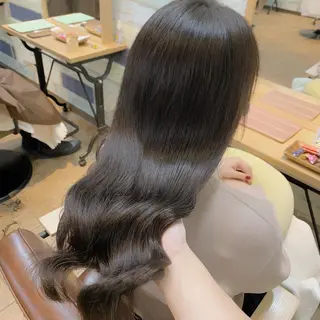 セミロング カラー ブリーチなし Wカラー🩷星野翔太のヘアスタイル