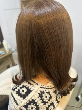 ミディアム カラー eMu*. ﾟ hayatoのヘアスタイル