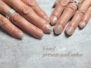 ネイル V. nailのネイルデザイン