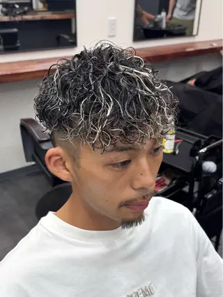 カラー パーマ メンズ 柏メンズカットパーマ NO.1タイチのヘアスタイル