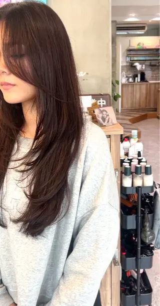 ロング ブリーチ/ストレート ダブルカラーtetoのヘアスタイル