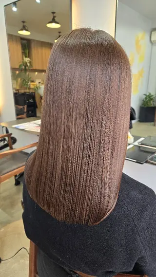セミロング カラー 野村 果音(カノン)のヘアスタイル