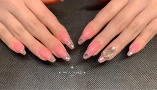 ネイル MoaNail🫶 Yoshiのネイルデザイン