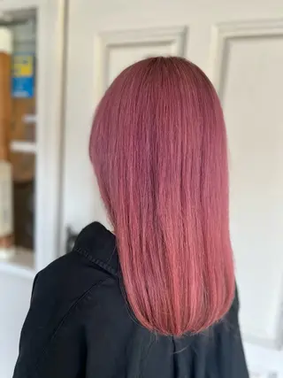 ミディアム 馬場 麻奈美のヘアスタイル