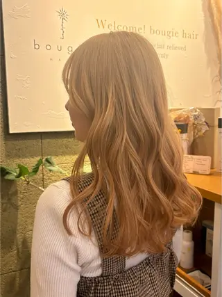 ロング makoto⌇レイヤ ー⌇艶カラー🍒のヘアスタイル