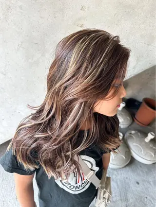 カラー 本田 卓也のヘアスタイル