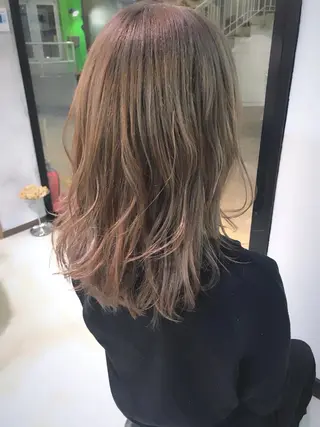 ミディアム カラー 松村 崇弘のヘアスタイル