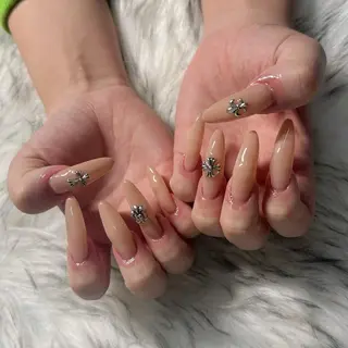 ロング mao .のネイルデザイン