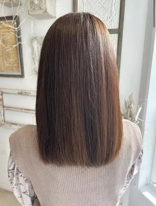 ロング YUKI .のヘアスタイル