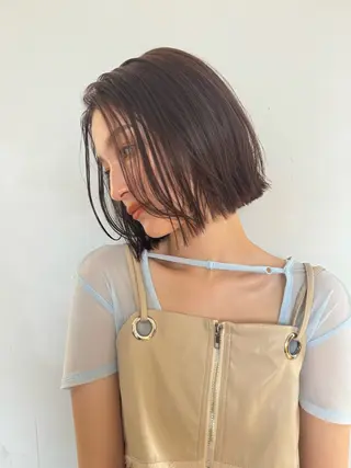 ショート MIYU透明感カラー ブリーチなしWカラーのヘアスタイル