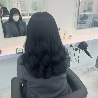 ロング カラー カラー指名NO.1 🌈Neneのヘアスタイル