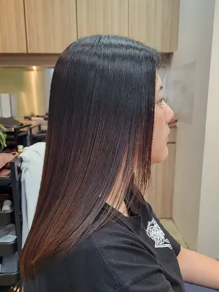 セミロング 野村 果音(カノン)のヘアスタイル