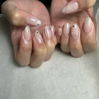 ネイル 里見 麗のネイルデザイン